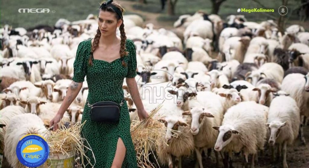 Μαρία Μιχαλοπούλου – «Με εκνευρίζει όταν με ρωτάνε αν συνεχίζω να δουλεύω στη λαϊκή»