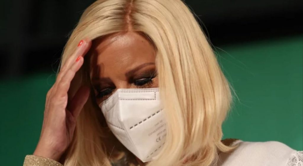 Κύμα συμπαράστασης στη Φώφη Γεννηματά