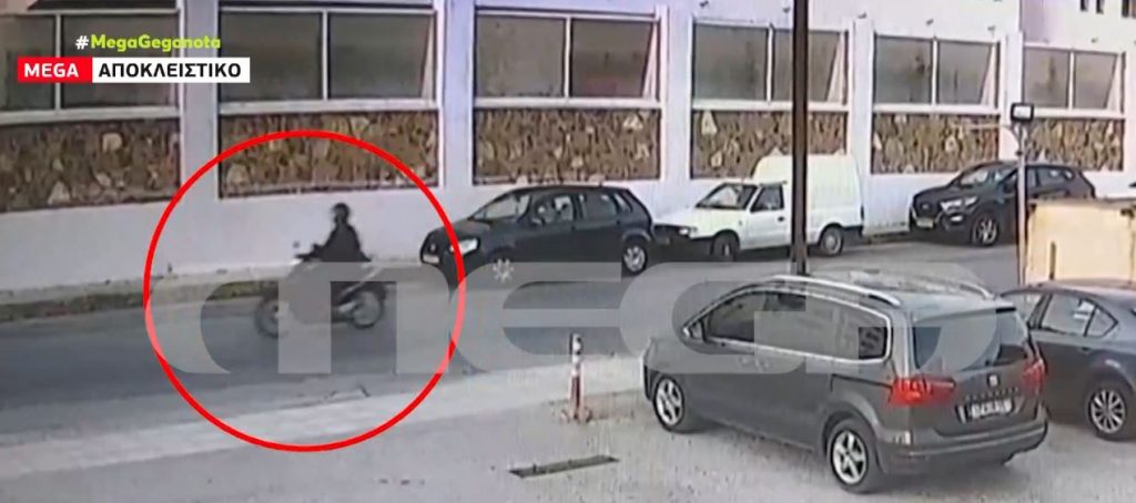 Βίντεο Ντοκουμέντο – Η πορεία του συζυγοκτόνου στον τόπο του φρικτού εκλήματος