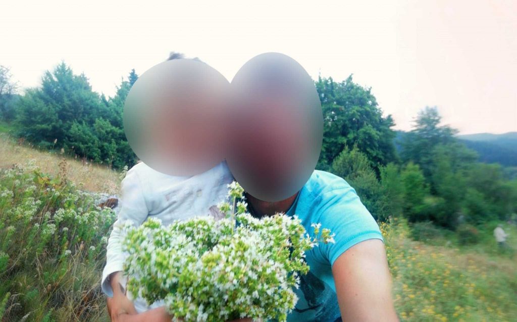 Τρίκαλα – Ελεύθερος υπό όρους ο αστυνομικός που κατηγορείται για ασέλγεια στην 4χρονη κόρη του