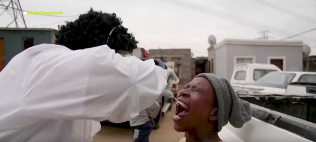 Κορωνοϊός – Τρόμος στην Ευρώπη για τη μετάλλαξη Όμικρον – Θετικοί στον κορωνοϊό 61 επιβάτες πτήσης που έφτασε Ολλανδία από Νότια Αφρική