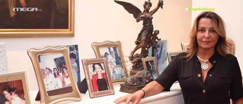 Πέγκυ Ρίζου – «Ζήσαμε ένα κεραυνοβόλο έρωτα με τον Δημήτρη Ρίζο, δεν ένιωσα ποτέ να είμαι στη σκιά του»