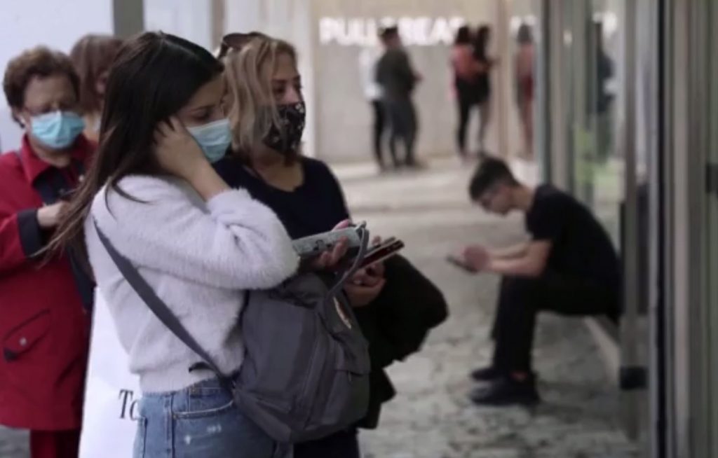 Κορωνοϊός – Πρόταση «βόμβα» για αποκλεισμό ανεμβολίαστων από δραστηριότητες