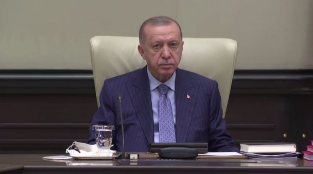 Όργιο φημών και πάλι για την υγεία του Ερντογάν