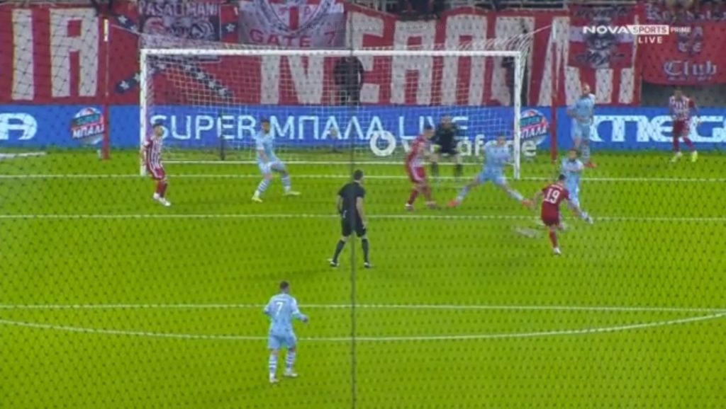 Ολυμπιακός – Ιωνικός 1-0 – Ο Μασούρας έδωσε «αέρα» τριών βαθμών στους «ερυθρόλευκους»