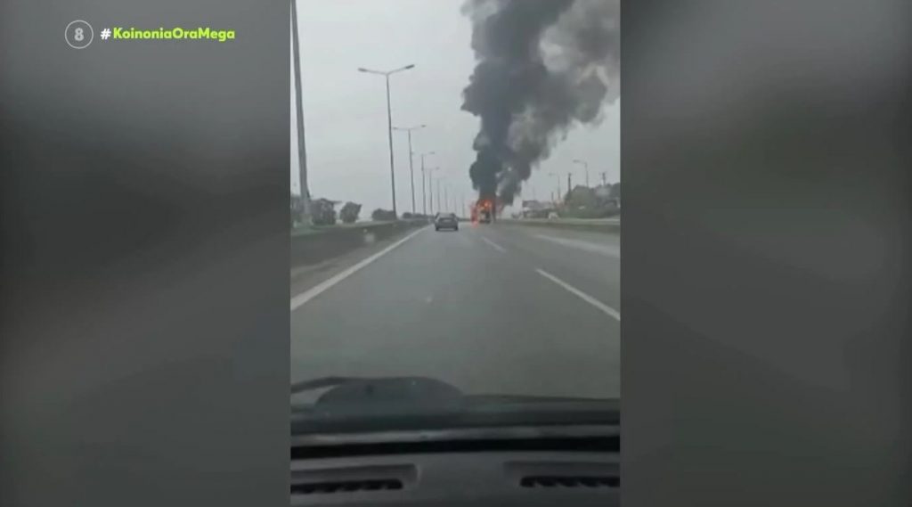 Θεσσαλονίκη – Φωτιά σε βαν με προσκυνητές από το Άγιο Όρος