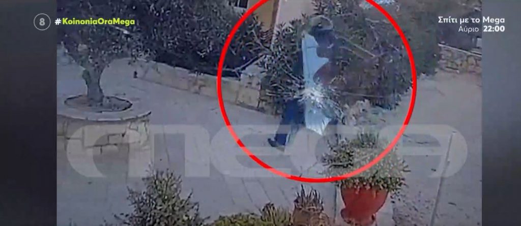 Γυναικοκτονία στην Κρήτη – Συγκλονιστικά βίντεο ντοκουμέντα – Την κυνηγούσε με το μαχαίρι