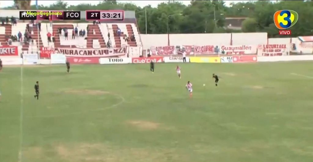 Επεισόδια εξαιτίας… VAR – Απίστευτες εικόνες