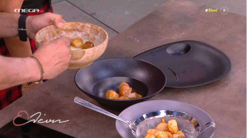 Ο Σάββας Πούμπουρας φτιάχνει ντονατσάκια