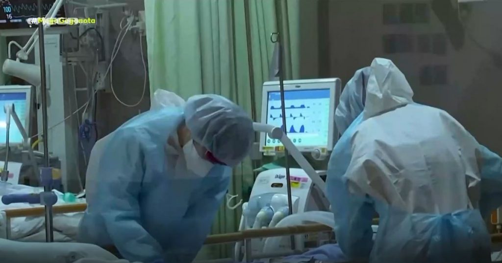 Κορωνοϊός – «Μαύρο» ρεκόρ με 715 διασωληνωμένους – Εκκλήσεις ειδικών για εμβολιασμό των παιδιών – «Πατάνε γκάζι» οι εμβολιασμοί
