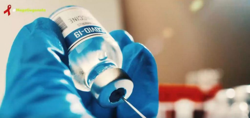 Κορωνοϊός – Τετραπλασιάστηκαν τα ραντεβού εμβολιασμού των 60άρηδων μετά τα νέα μέτρα – «Μαύρος» Νοέμβριος με 2.159 νεκρούς