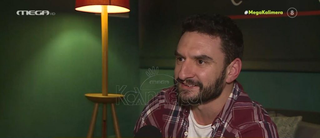 Στέφανος Βούρος – Η συνέντευξη-μάθημα ζωής του γιου του Γιάννη Βούρου που γεννήθηκε χωρίς δάχτυλα
