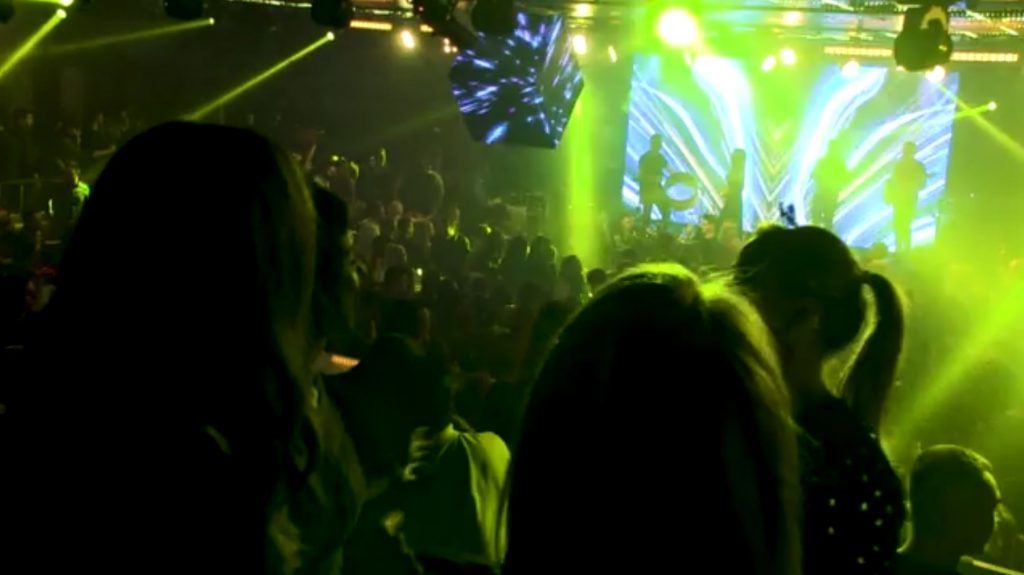 Χωρίς μπουζούκια και μουσικές σκηνές η υποδοχή του 2022