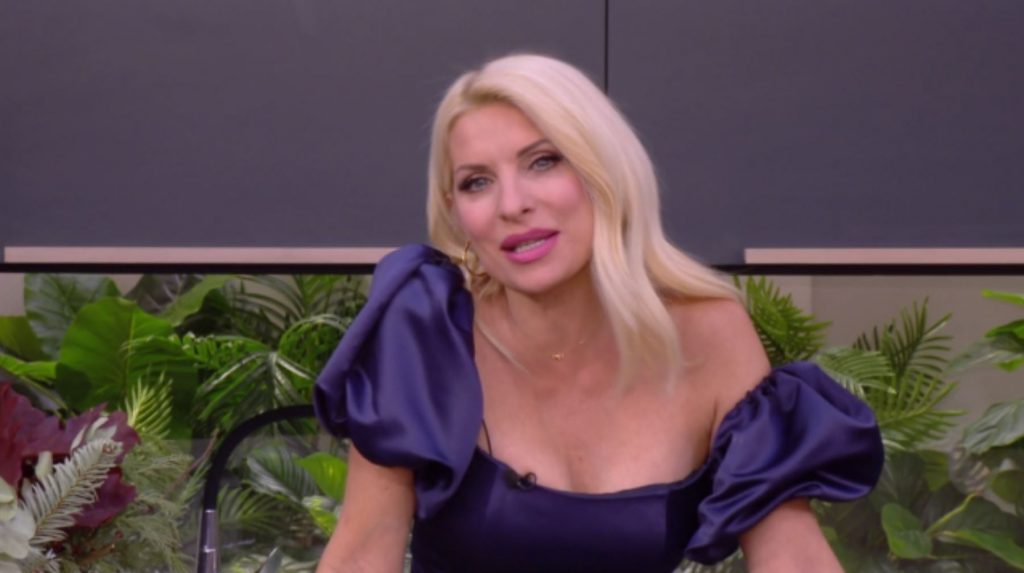 Ελένη, με την Ελένη Μενεγάκη (23/12/2021) - 