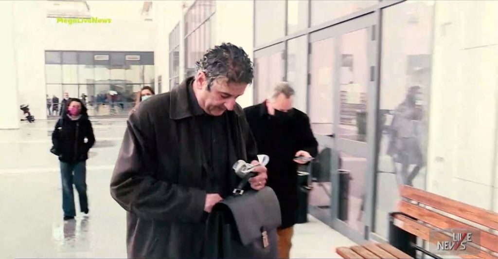 Κορωνοϊός – Σοκάρουν οι νέες καταγγελίες κατά του αρνητή δικηγόρου