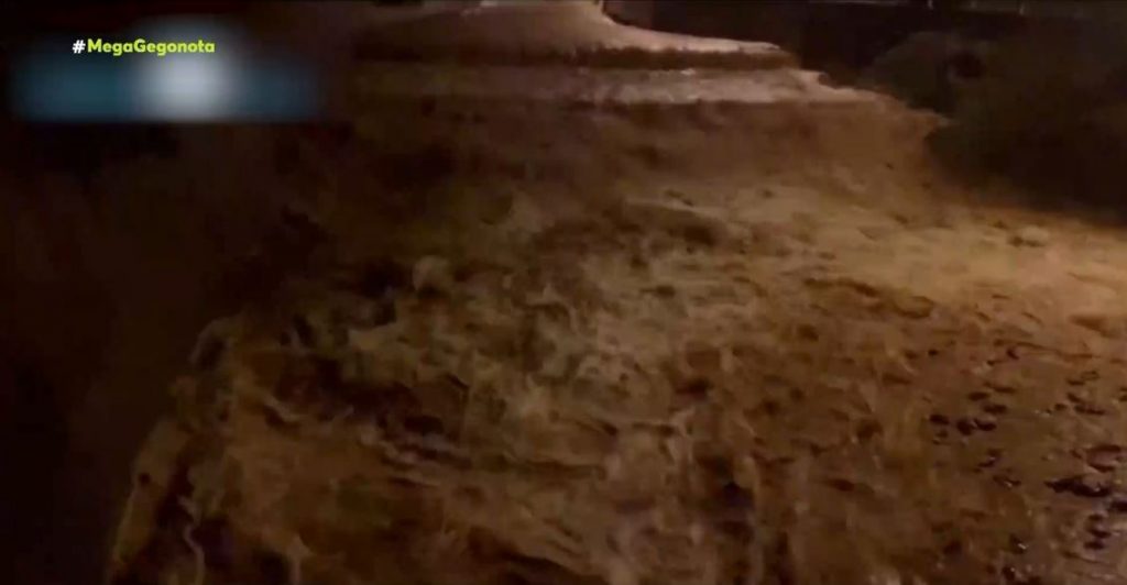 Κακοκαιρία – Πλημμύρισαν σπίτια, ποτάμια οι δρόμοι στη δυτική Ελλάδα