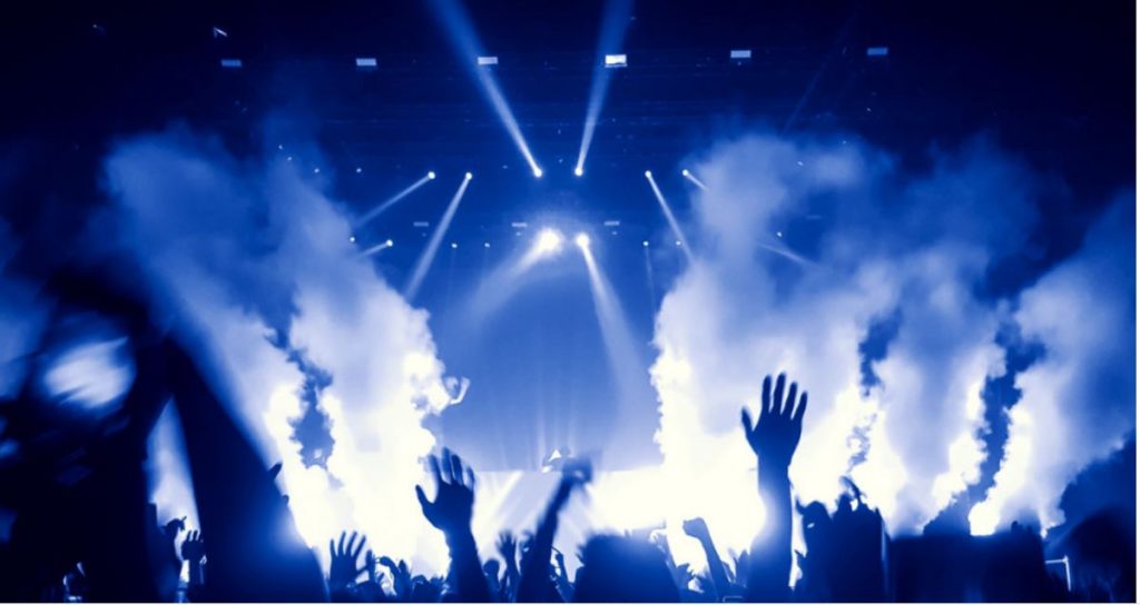 Χριστούγεννα – Νυχτερινά κέντρα παραβίασαν το «λουκέτο» που τους είχε επιβληθεί & άνοιξαν κανονικά