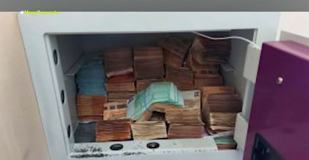 Κύκλωμα αστυνομικών – «Θησαυρός» στο χρηματοκιβώτιο του διοικητή