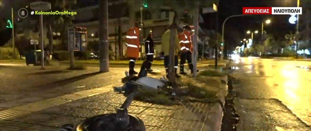 Ηλιούπολη – Αυτοκίνητο «καρφώθηκε» σε κολώνα – Σοβαρά τραυματισμένος ο οδηγός