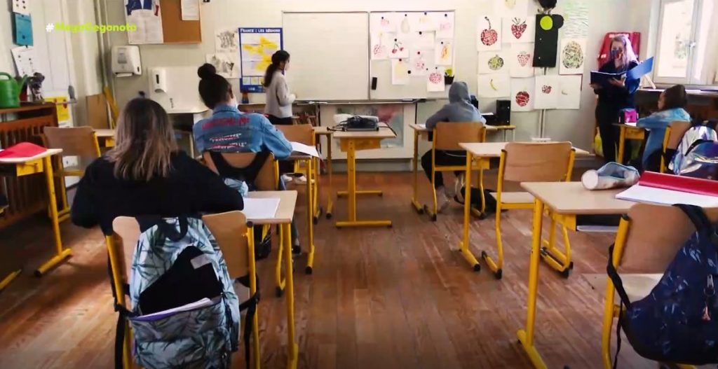 Κορωνοϊός – Τα σενάρια για την επιστροφή στα θρανία – Στην ουρά οι πολίτες για rapid test