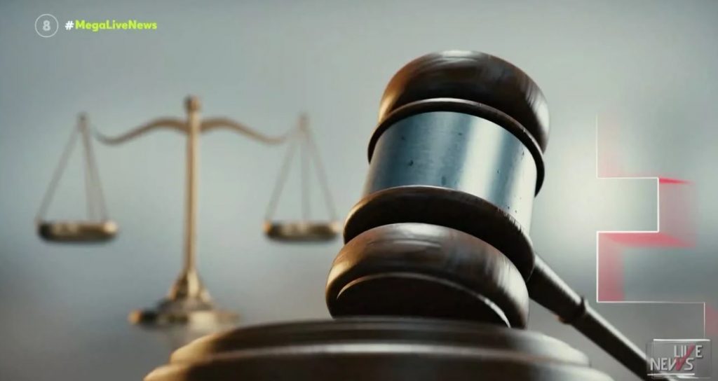 Κορωνοϊός – «Εάν εμβολιάσω τα παιδιά μας θα με σκοτώσει» – Σοκαριστικές ιστορίες αρνητών