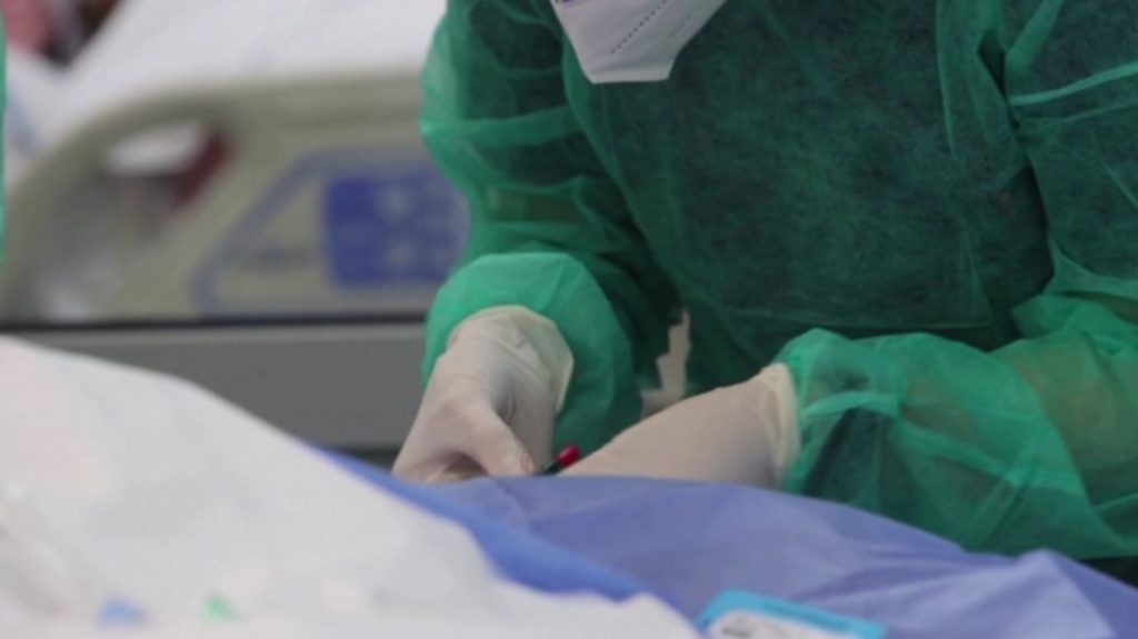 Ασφυκτική πίεση από την αύξηση των εισαγωγών στα νοσοκομεία