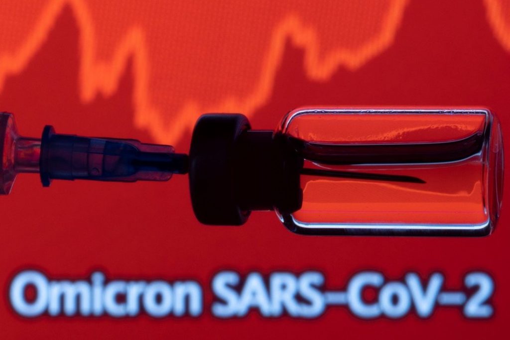 Κορωνοϊός – Η Όμικρον είναι η ταχύτερα μεταδιδόμενη νόσος στον πλανήτη