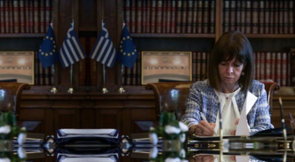 «Πόνεσαν» την Τουρκία τα λόγια της Κατερίνας Σακελλαροπούλου για τις διώξεις στους Ποντίους