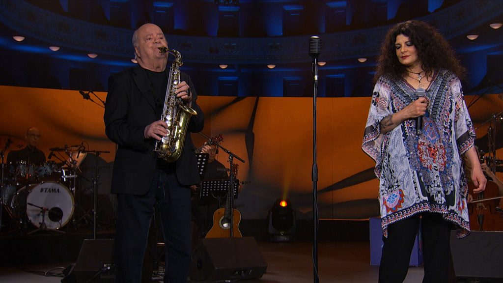 Η Τάνια Τρύπη μας ταξιδεύει με το «Η Αθήνα και συ»