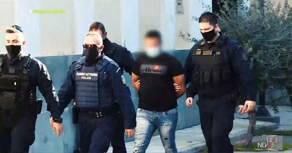 Άγιος Παντελεήμωνας – Άγριος live ξυλοδαρμός 30χρονης από τον σύντροφό της – Σκληρές εικόνες