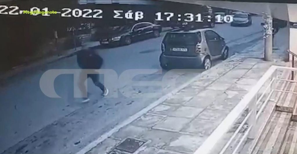 Βούλα: Βίντεο – ντοκουμέντο από την επίθεση με τρεις τραυματίες