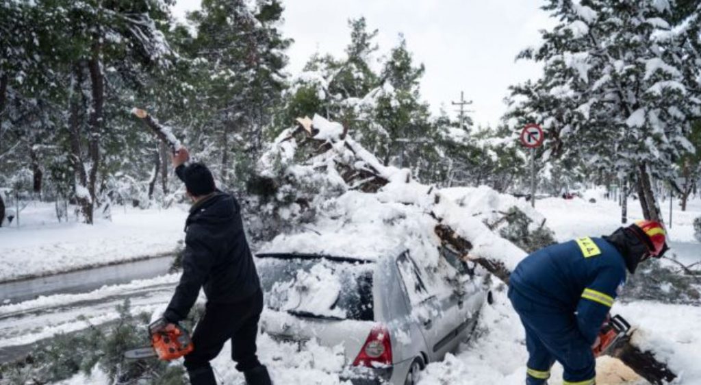 Κακοκαιρία: Ανοίγει σιγά σιγά η Αττική μετά την «Ελπίδα»