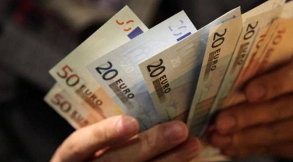 Μισθοί: Αυξήσεις στους δημοσίους υπάλληλους μετά από 14 χρόνια