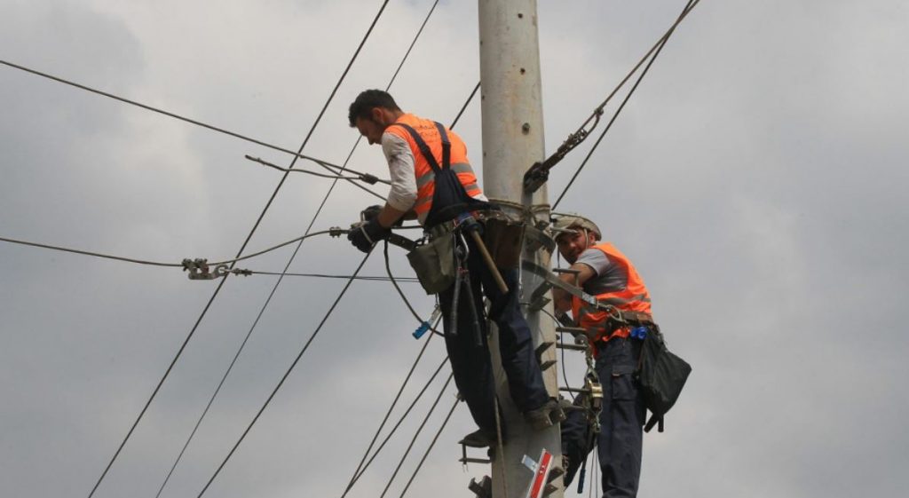 Κακοκαιρία: Καμία «Ελπίδα» για τη ΔΕΔΔΗΕ – «Βυθισμένοι» στο κρύο & το σκοτάδι