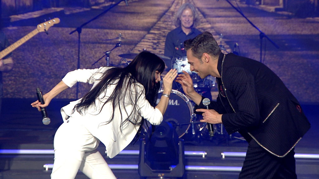 «Τα παιδιά της γειτονιάς σου»: Πάολα και Παπαγεωργίου σε ένα εκρηκτικό ντουέτο