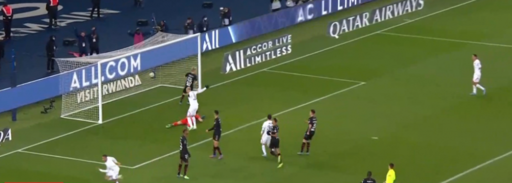 Γκολ και θέαμα από τα παγκόσμια γήπεδα ποδοσφαίρου