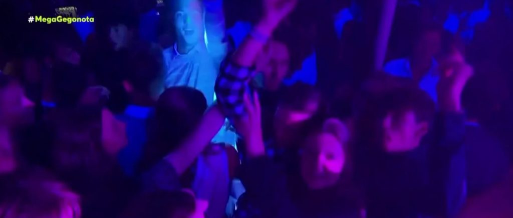 Επιστρέφουν οι όρθιοι σε μπαρ, εστιατόρια & κέντρα διασκέδασης από το Σάββατο