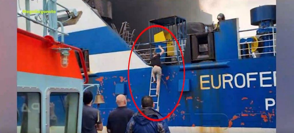 Euroferry Olympia: Βρέθηκε ζωντανός επιβάτης – Άντεξε πάνω από 50 ώρες στην κόλαση της φωτιάς