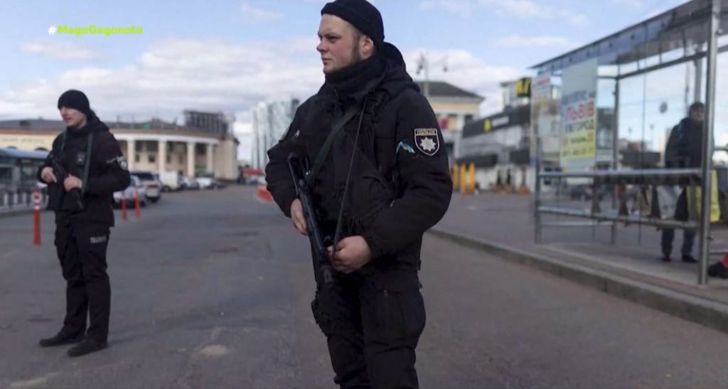 Μάχες σώμα με σώμα στο Κίεβο – Στόχος οι στρατιωτικές υποδομές