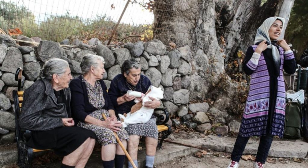 Ευστρατία Μαυραπίδου: Πέθανε η γιαγιά που αγκάλιασε τους πρόσφυγες