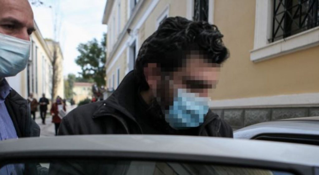 Βιασμός ανήλικης: Στη δημοσιότητα τα στοιχεία του ιερέα από τα Κάτω Πατήσια