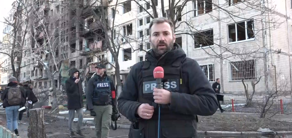 Εικόνες σοκ από τους βομβαρδισμούς στο Κίεβο