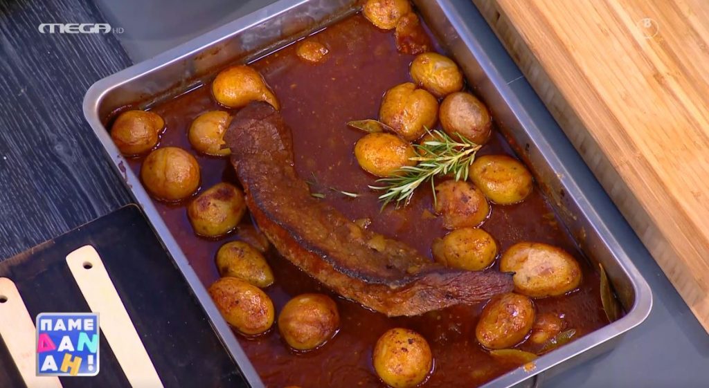 Ο Τίμος Ζαχαράτος μάς ετοιμάζει μοσχάρι στο φούρνο με γλάσο bourbon!