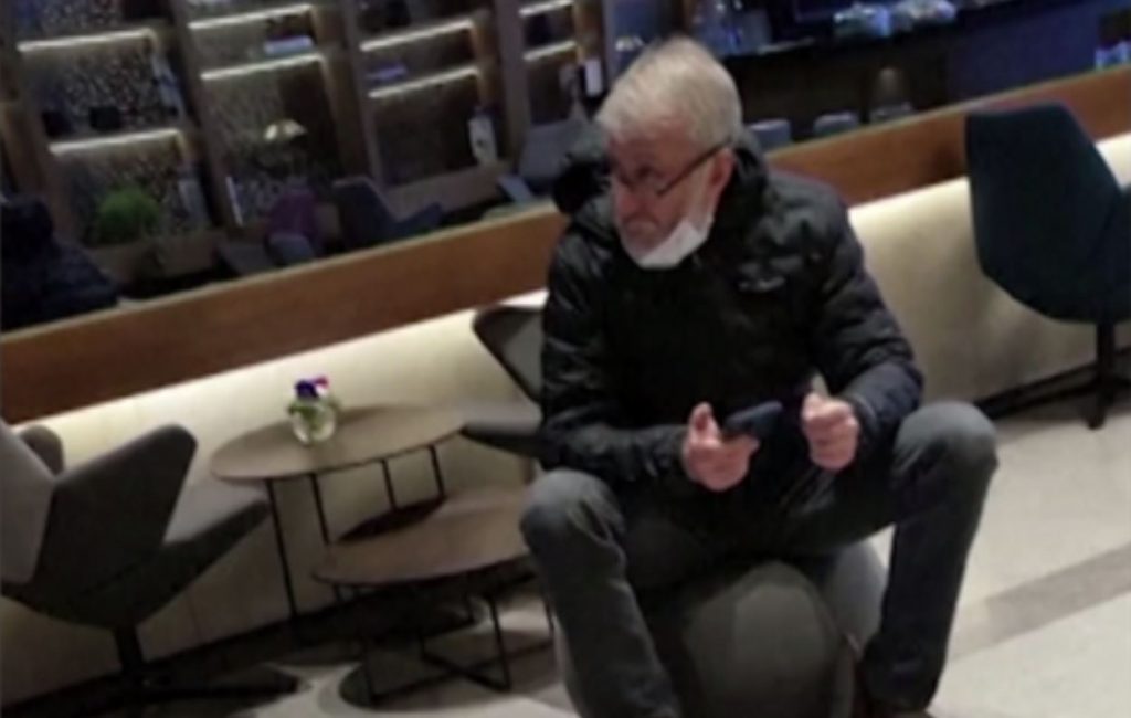 Ο «κυνηγημένος» Αμπράμοβιτς αναζητά τρόπο να σώσει την αμύθητη περιουσία του