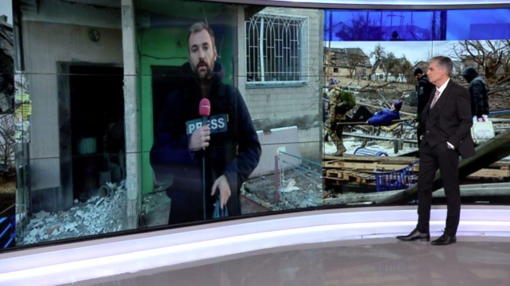 Πόλεμος στην Ουκρανία: Το LIVE NEWS στη βομβαρδισμένη πολυκατοικία του Κιέβου