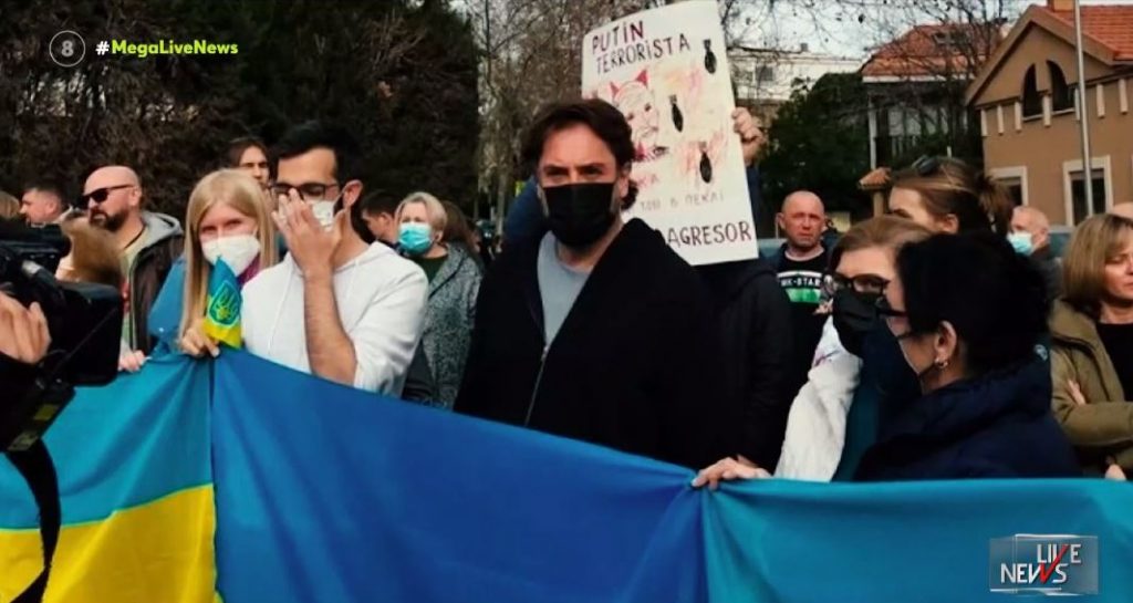 Πόλεμος στην Ουκρανία: Συγκλονιστικές σκηνές με διάσημους πρωταγωνιστές