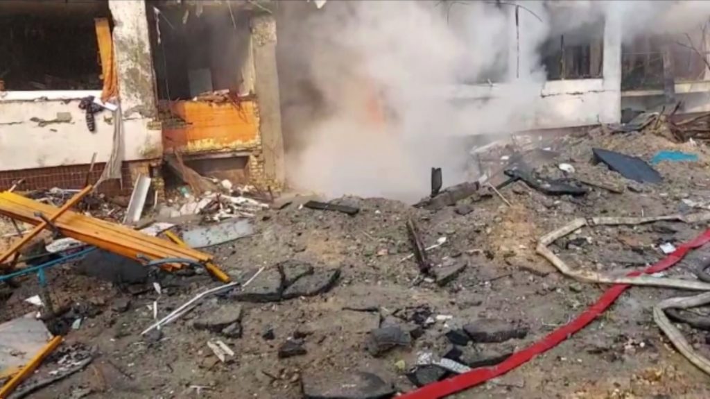 Μπαράζ εκρήξεων στο Κίεβο και 35ωρη απαγόρευση κυκλοφορίας