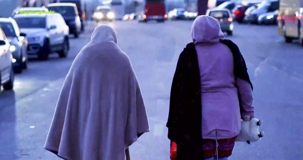 Δραματικές ώρες για χιλιάδες ανθρώπους που πήραν το δρόμο της προσφυγιάς