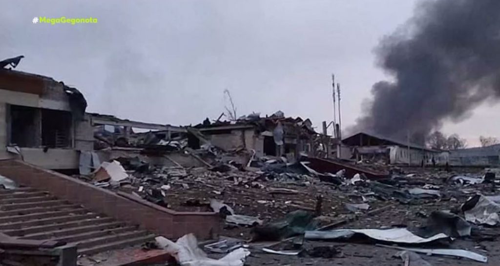 Ρωσικοί πύραυλοι χτύπησαν στρατιωτική βάση δίπλα στα πολωνικά σύνορα