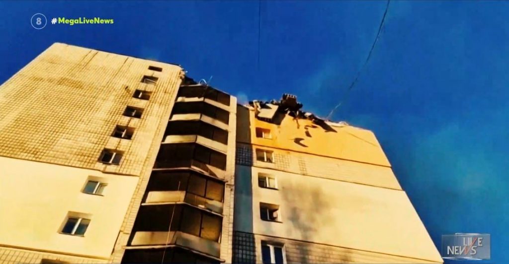 Πόλεμος στην Ουκρανία: Σφυροκοπούν οι Ρώσοι από άκρη σε άκρη τις μεγάλες πόλεις